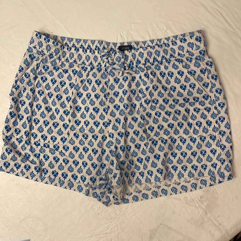 J. Crew linen blend shorts. Size M.